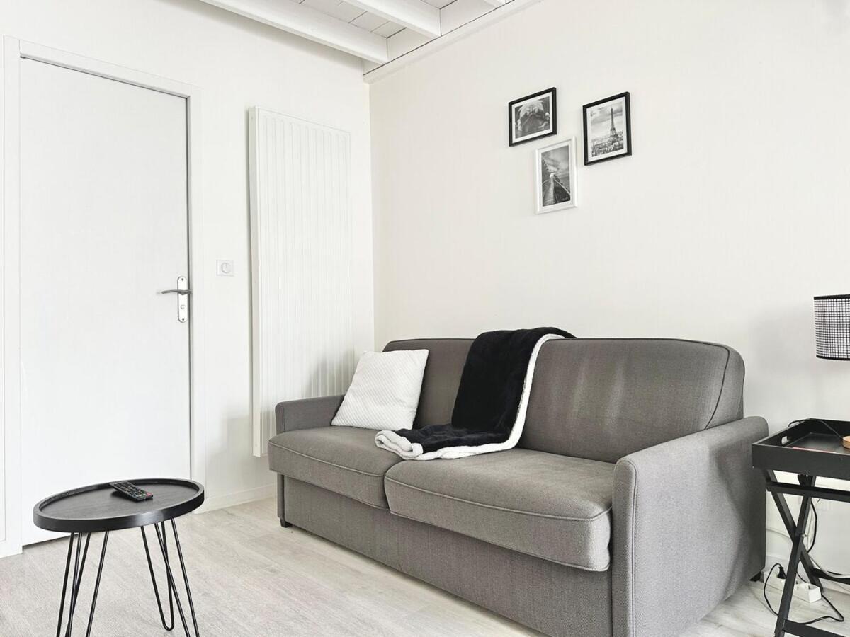 Le Patio De Loiseau Apartment เลอม็องส์ ห้อง รูปภาพ